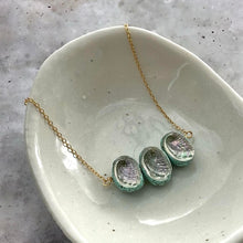 Load image into Gallery viewer, Nostalgem - Paua Shell Whānau Family Beachstone Necklace - Gold Plate or Sterling Silver