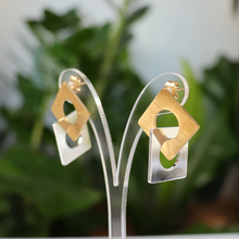 Load image into Gallery viewer, Carre Stud Earrings