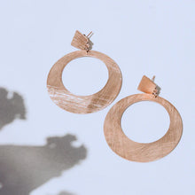 Load image into Gallery viewer, Circular Earrings with Square Stud