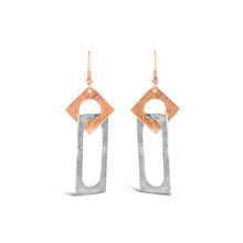 Load image into Gallery viewer, Carre Hook Earrings