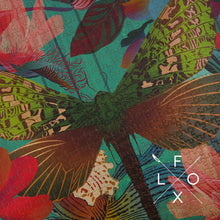 Load image into Gallery viewer, Magnolia and Moth 1000 jigsaw puzzle by FLOX closeup of pieces