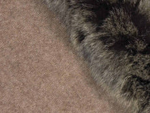 Load image into Gallery viewer, Mocha/Snowtip Fur Trim Swatch
