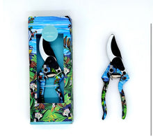 Load image into Gallery viewer, Garden Secateurs
