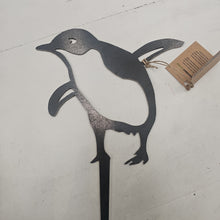 Load image into Gallery viewer, Steel Penguin Garden Stake
