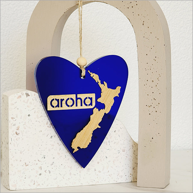 Hanging Ornament - Aroha NZ Heart 7