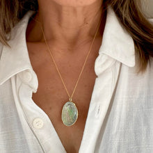 Load image into Gallery viewer, Nostalgem - Paua Shell Large Pendant Necklace
