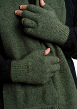 Load image into Gallery viewer, Plain Fingerless Merino Possum Gloves by Koru Knitwear - available in 6 colours
