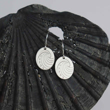 Load image into Gallery viewer, Little Taonga - Earrings
