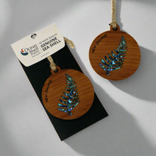 Load image into Gallery viewer, Rimu - Paua Decoration
