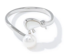 Load image into Gallery viewer, New Zealand Paua Shell &amp; Pearl Rings by Fiordland Souvenirs
