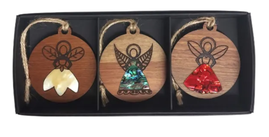 PAUA - RIMU DECORATION TRIO