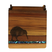 Load image into Gallery viewer, Paua &amp; Rimu Boxes
