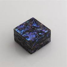 Load image into Gallery viewer, Paua Cracking Box

