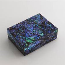 Load image into Gallery viewer, Paua Cracking Box
