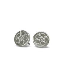manuka flower stud earrings - keke silver