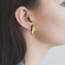 Load image into Gallery viewer, kowhai rimu earrings
