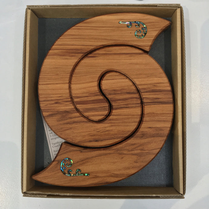 Rimu Trivet - Paua Koru motif
